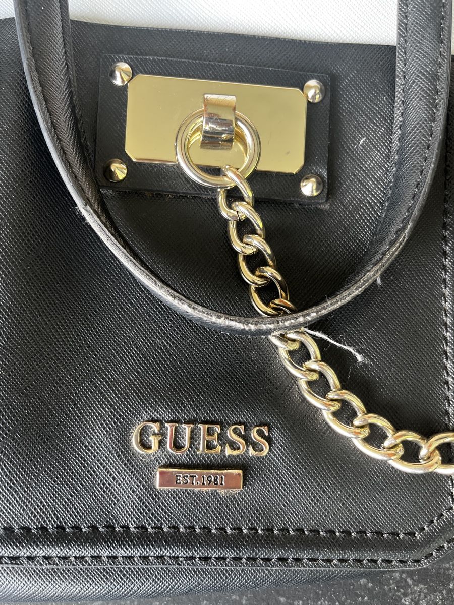Guess Borse da donna: Guess Handtasche – Usato da Root venduto da jag_f6bw 1