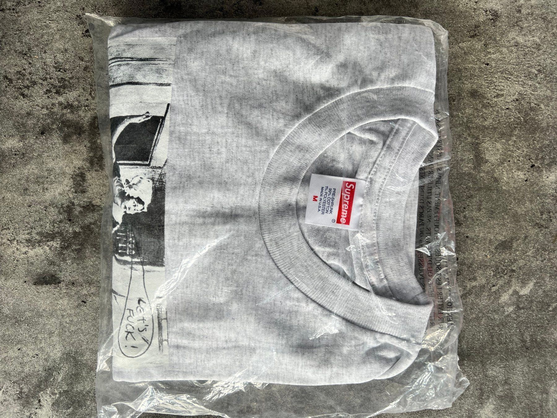 Supreme T-shirt: Supreme Mike Kelley Tshirt, Grau, Size M – Nuovo e nell'imballaggio originale da Wilen b. Wollerau venduto da ccgold 1