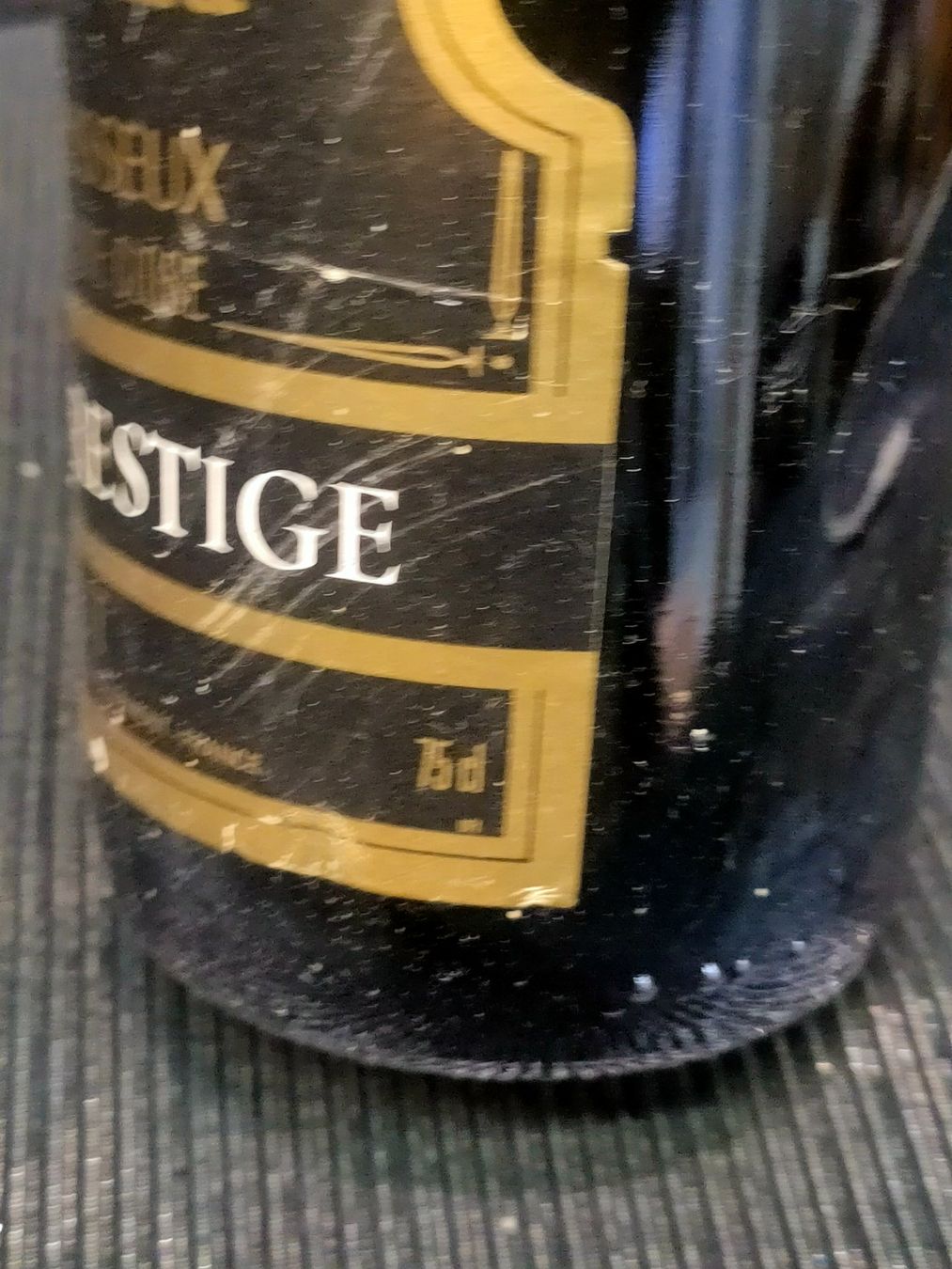Vino: LE REINEVALD VIN MOUSSEUX – Nuovo (secondo la descrizione) da Genève venduto da Leboucheoreilles 3