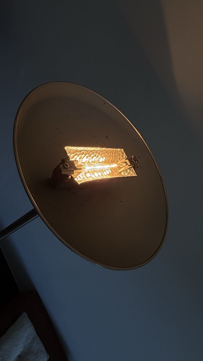 Lampes: Schöne Stehlampe Metall Licht dimmbar – D'occasion à Wiesendangen par arena007 3