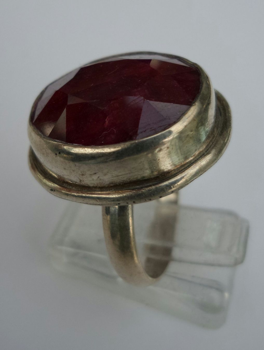 Anelli: Ring in Silber mit Rubin neuwertig – Nuovo (secondo la descrizione) da Zürich venduto da adriben 8