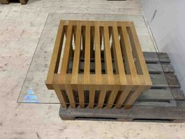 Couchtisch Holz mit Glasplatte quadratisch neuwertig