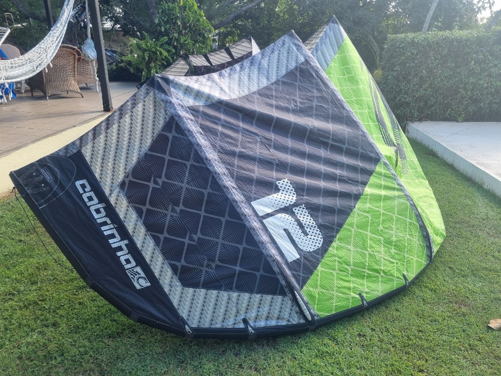 Aquilone: Cabrinha Switchblade 12qm Kitesurf Set mit Trapez, Pumpe, .. – Usato da Wünnewil venduto da Utan8 4