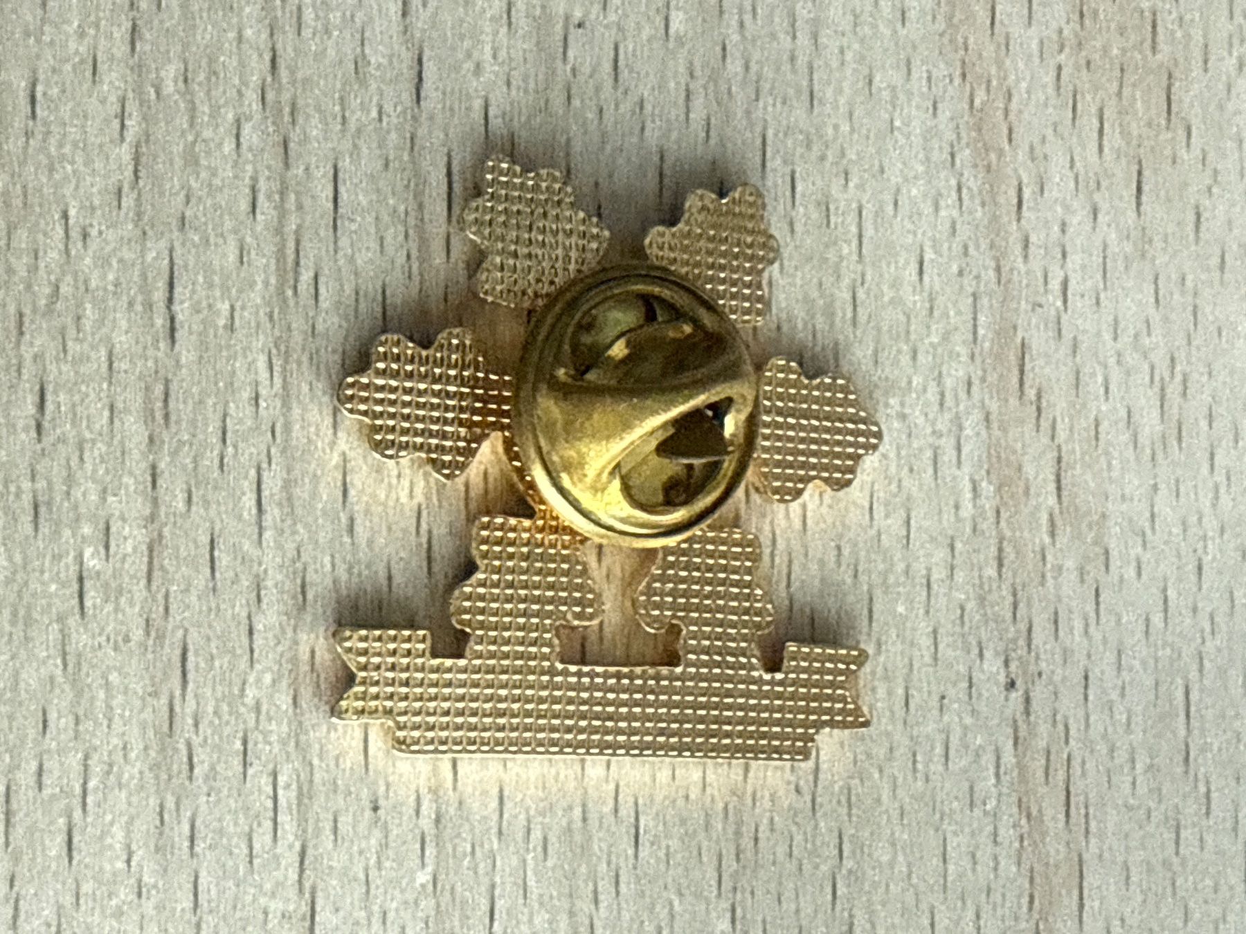 Plaketten & Abzeichen: Pin I Love St. Moritz – Gebraucht aus Glattbrugg von Schweigmatt 1