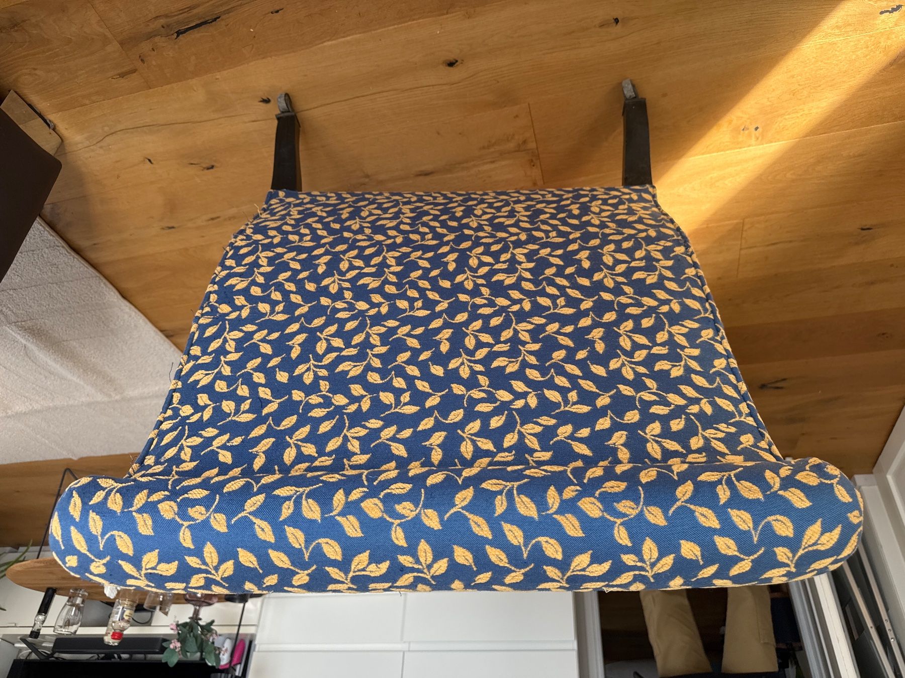 Liegen & Liegestühle: Chaiselongue blau mit Blattmuster – Gebraucht aus Wald ZH von 1DollarShop 3