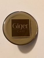 1 Pin Giger Cafe