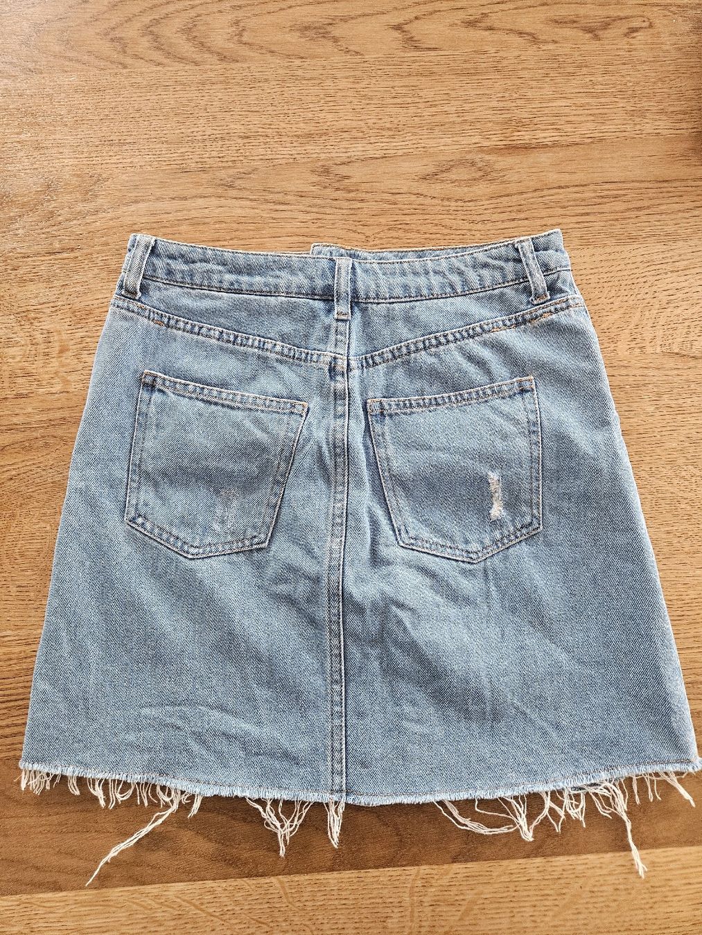 Gonne: jupe en jeans taille 36 – Usato da Vétroz venduto da sas_yln5 1