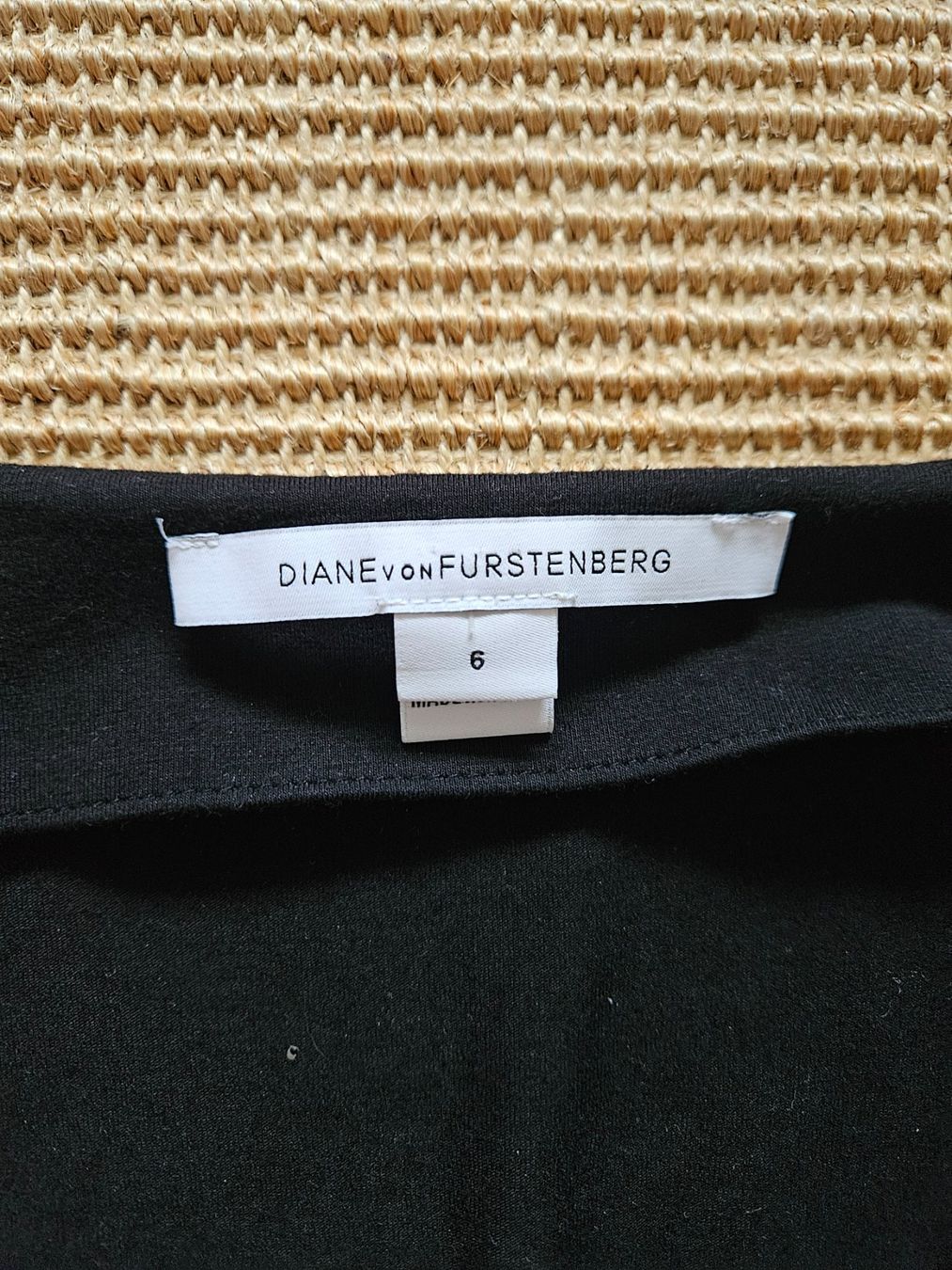 Diane von Furstenberg Vestiti: Diane von Furstenberg Wickelkleid – Usato da Thalwil venduto da illesreka 3