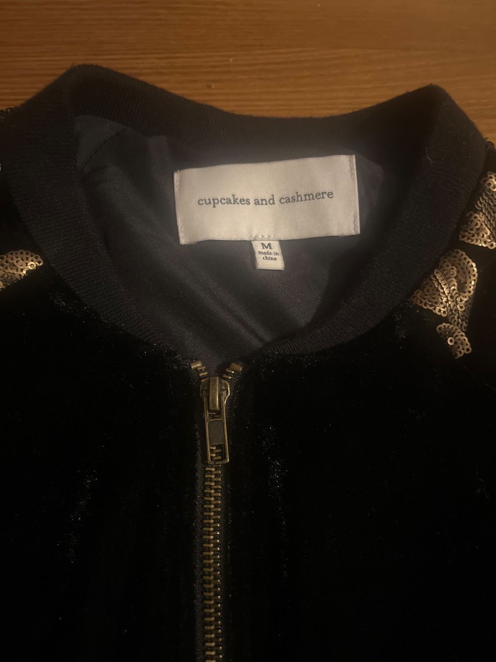 Giacche: Cupcakes and Cashmere – Usato da Frauenfeld venduto da Lollipop77 1