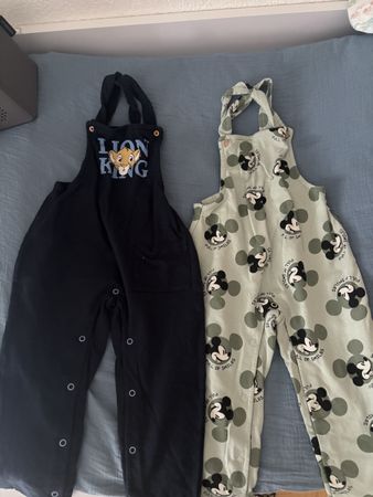Latzhose Disney