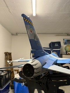 RC Kits de montage: F-16 von Freewing – Défectueux à Herrenschwanden par Sonne008 5