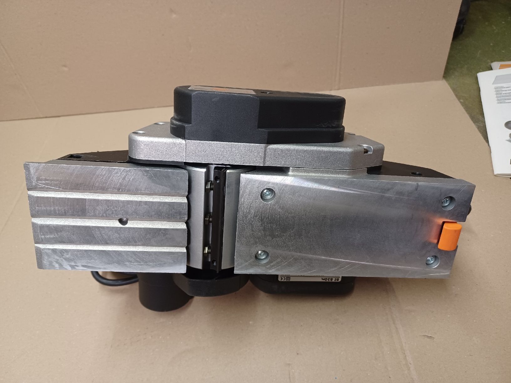 Tutte le macchine: Britech BT 850PL Elektrohobel - Unbenutzt – Nuovo e nell'imballaggio originale da Ebikon venduto da inf_9pqv 5