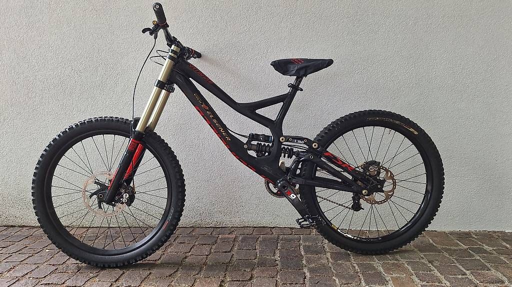 Specialized Velos: Specialized Demo Eight One - Downhill Bike – Gebraucht aus Zürich von Horstius