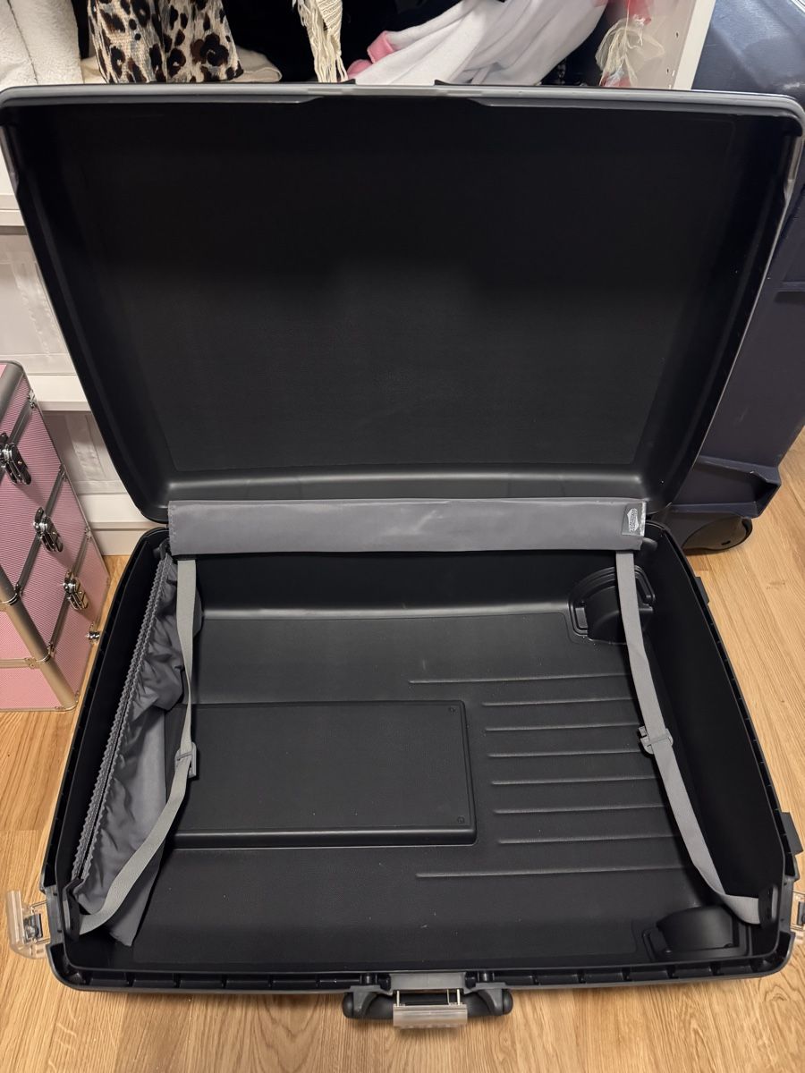 Valigie: Zwei Hartschalenkoffer gebraucht – Usato da Winterthur venduto da Sabrina91 1