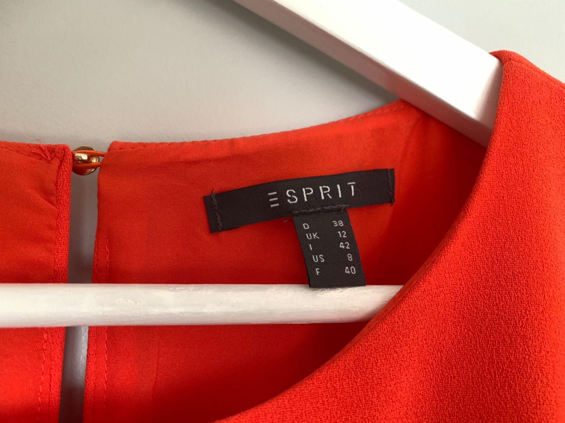 Esprit Vestiti: Wunderschönes, figurschmeichelndes Kleid, Esprit, Gr. 38 – Nuovo (secondo la descrizione) da Mollis venduto da wah_p9lr 3