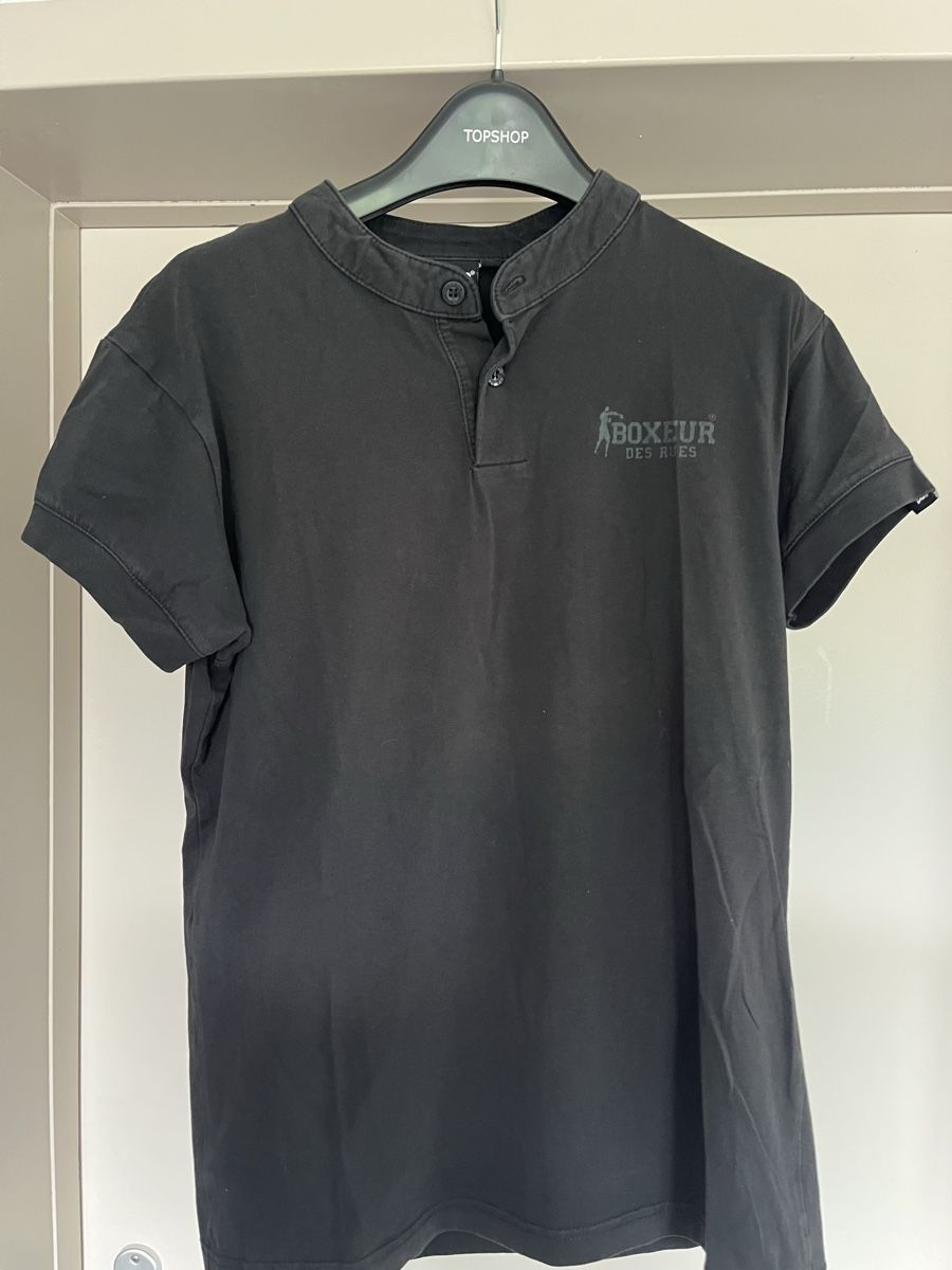 Boxeur Des Rues T-Shirts: T-shirt BOXEUR THE RUES – Gebraucht aus Bonaduz von The_flash_1893