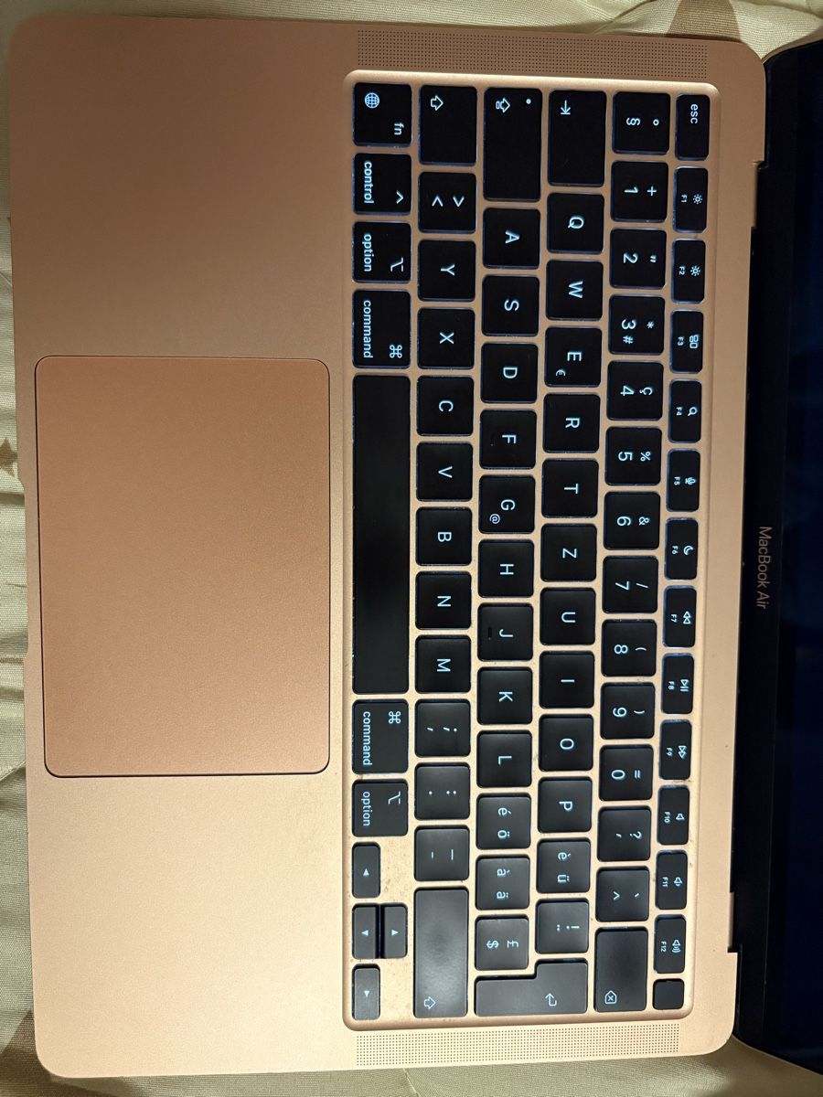 Apple Notebooks: Mac Book air 13 in pink – Gebraucht aus winterthur von mel_b7rn 3