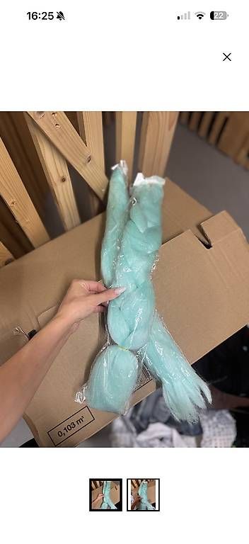 Perücken: Haar Extensions Türkis Blau – Gebraucht aus Cham von VStore