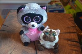 2 PELUCHES