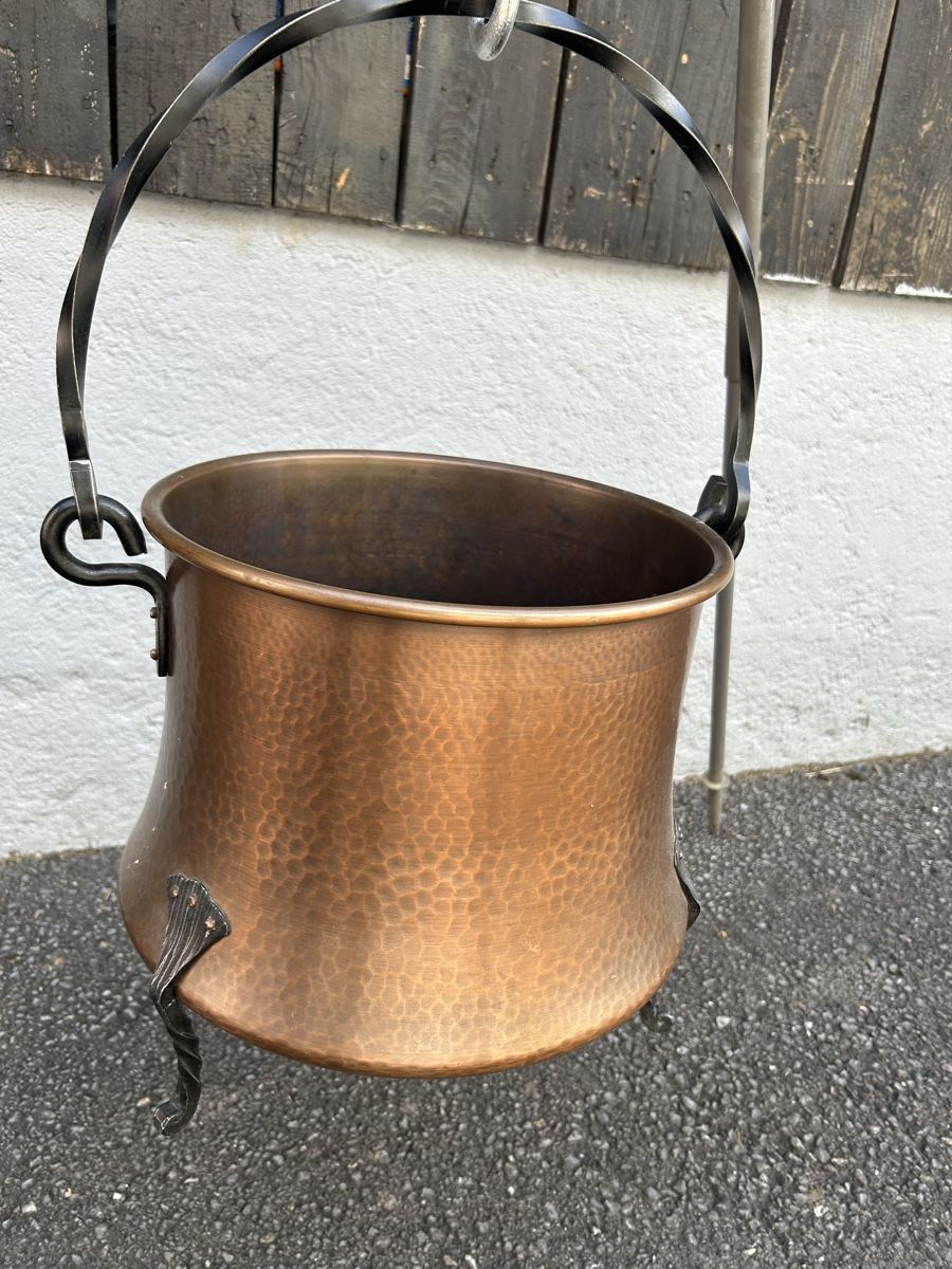 Padelle: Dreibeiner mit Kupferkessel – Nuovo (secondo la descrizione) da Heiligkreuz (Mels) venduto da Maedems5 4