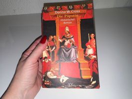 ROMAN: Donna W. Cross, Die Päpstin