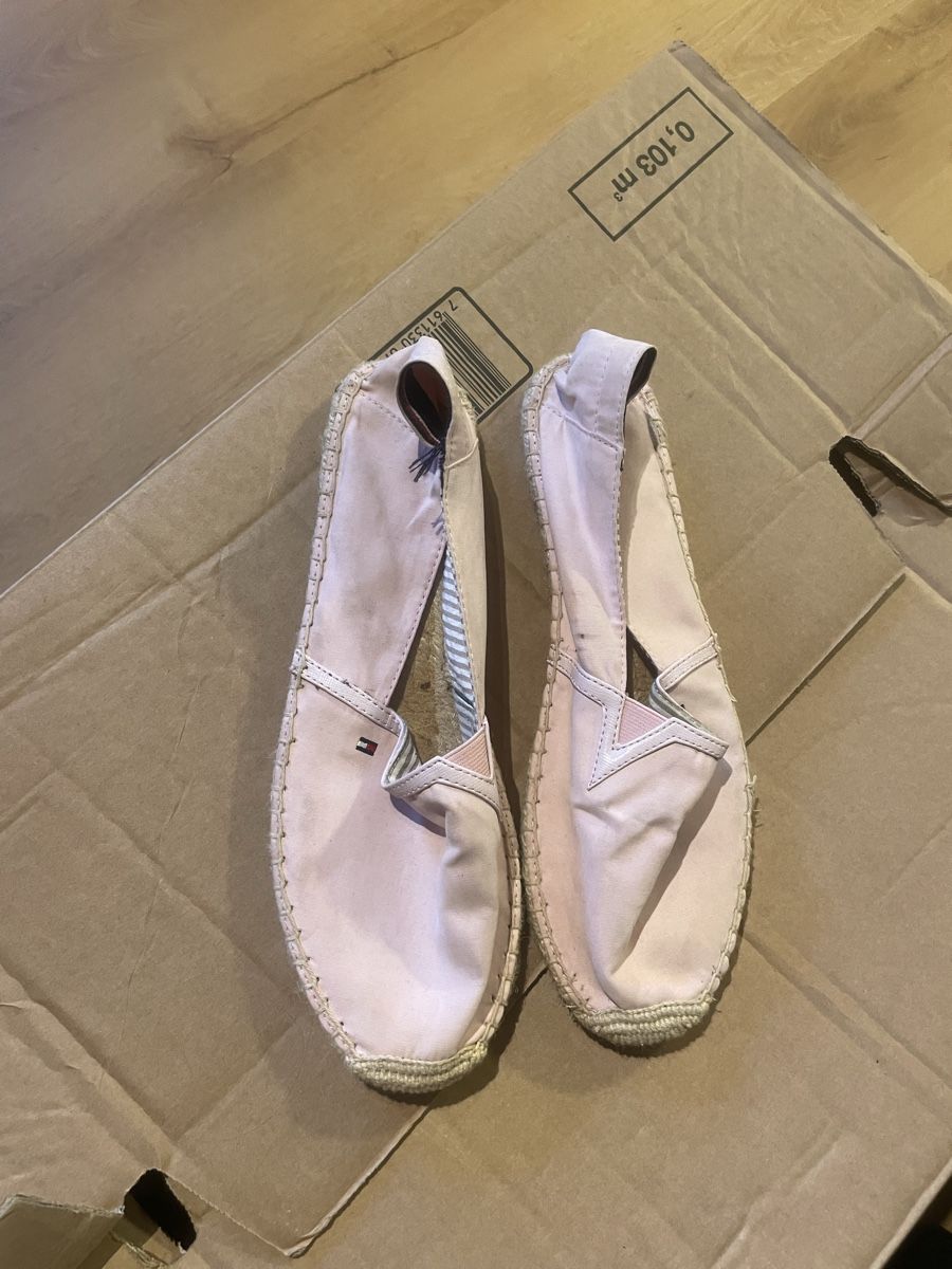 Tommy Hilfiger Chaussures femmes: Espadrilles 41, tommy hilfiger – D'occasion à Känerkinden par higiwil