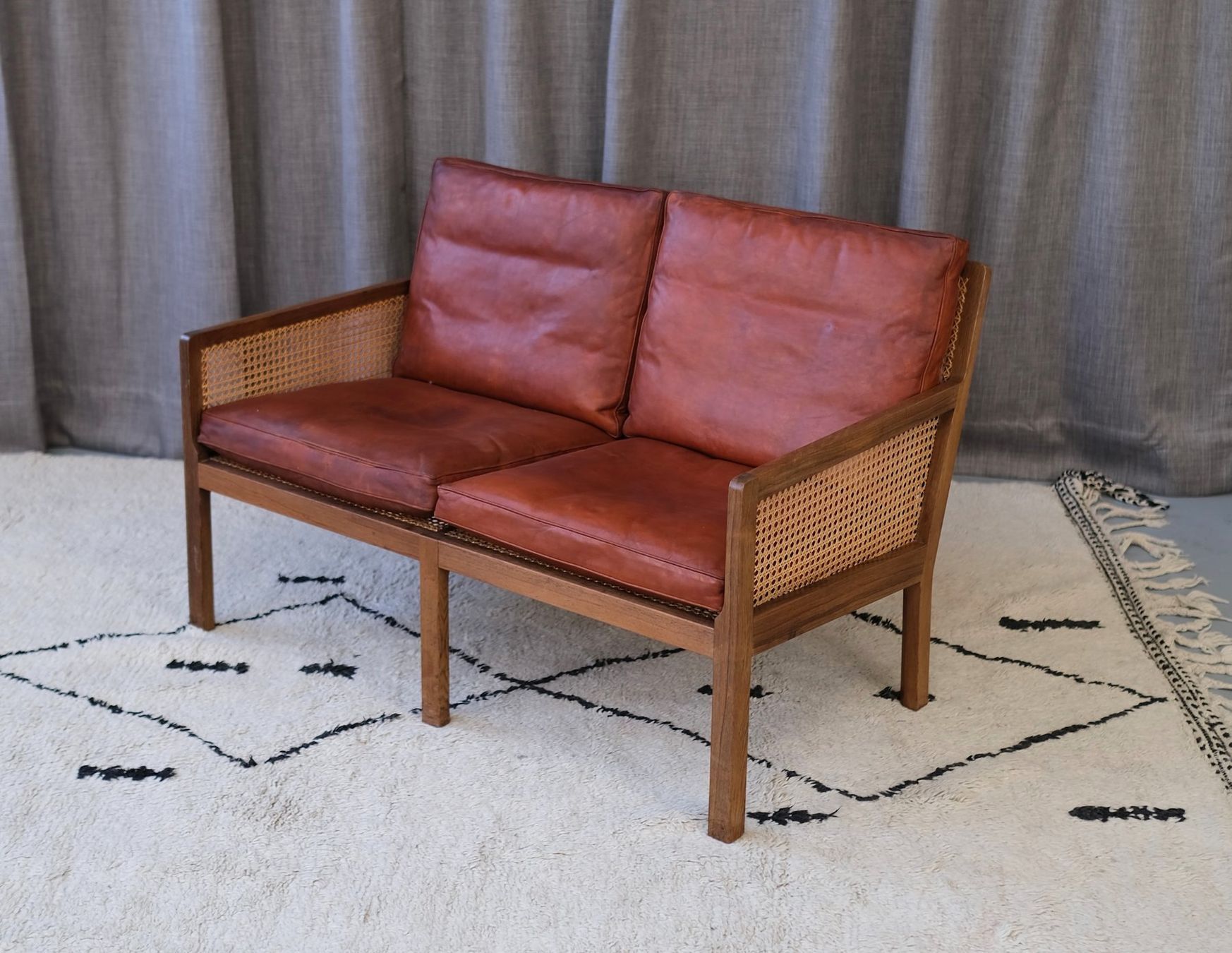 Sofas: Original Sofa by Bernt Petersen, Palisander & Cane 1964 – Gebraucht aus Bern von Zmodern_VIN 2