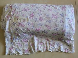 JerseyStoffresten mit Blumenmuster Weiss/Rosa/Blau 3m x 1.60