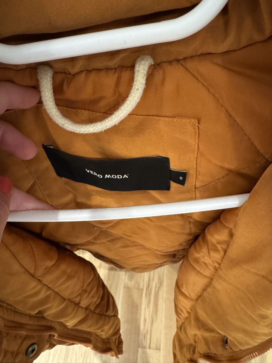 Only Jacken: Parka Jacke – Gebraucht aus Steffisburg von Lisu36 1