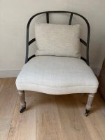 Fauteuil lin crème, structure métal noir