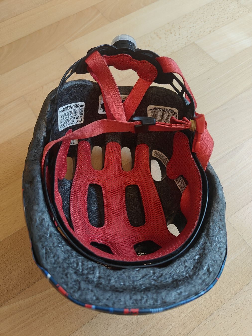 Abus Caschi: Velohelm, 45-50 cm Abus, Smiley 2.1 – Usato da Fällanden venduto da antogranell 2