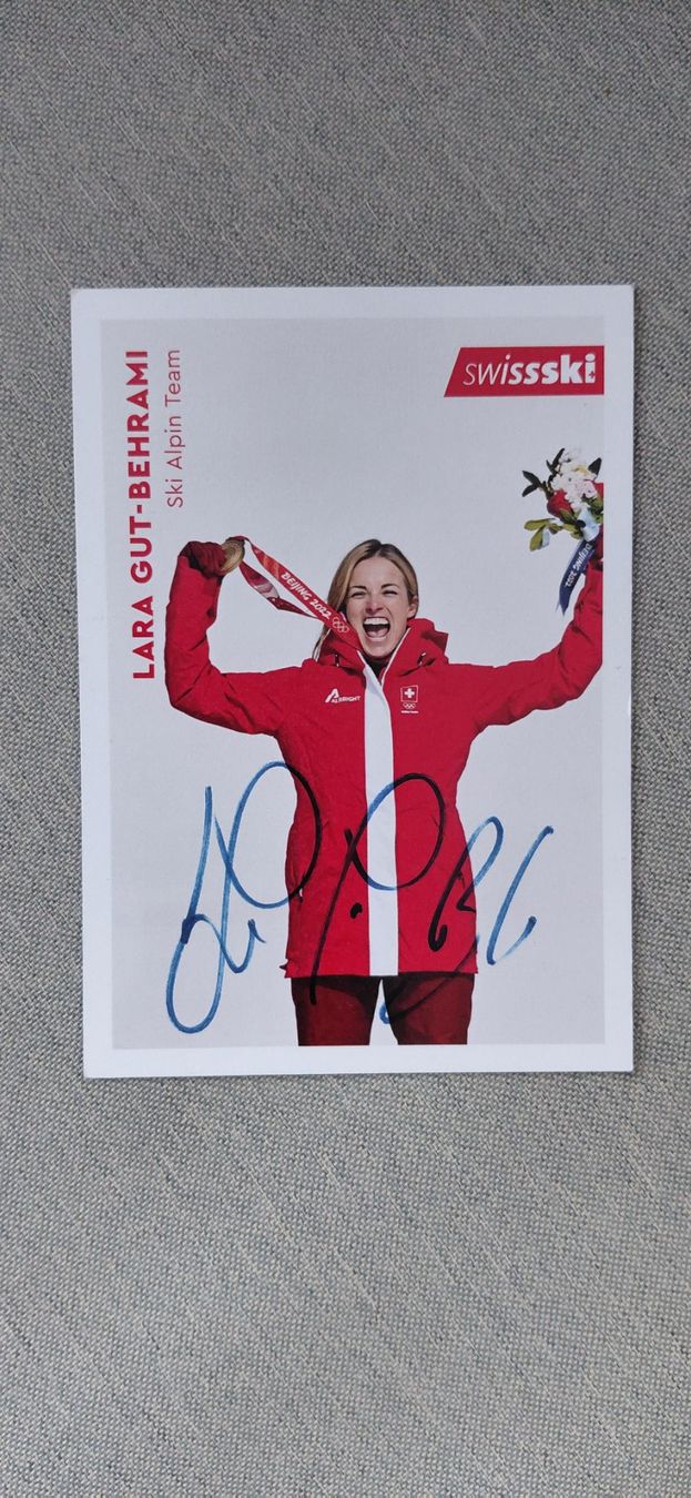 Autografi: Autogrammkarte Lara Gut Behrami – Usato da Schmerikon venduto da Olympia04