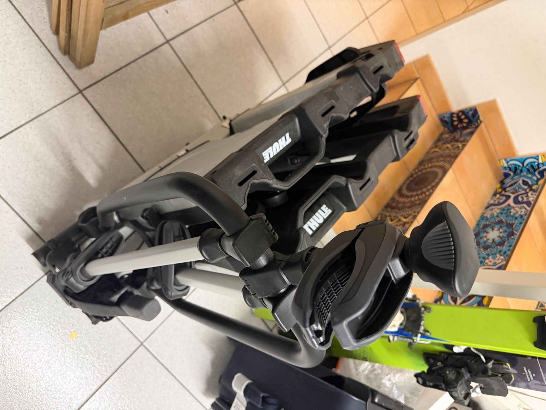 Thule Tutti pezzi di ricambio auto: Porte-vélos Thule EasyFold XT 934 pour 3 vélos – Nuovo (secondo la descrizione) da Sion venduto da urs_qt2f 4