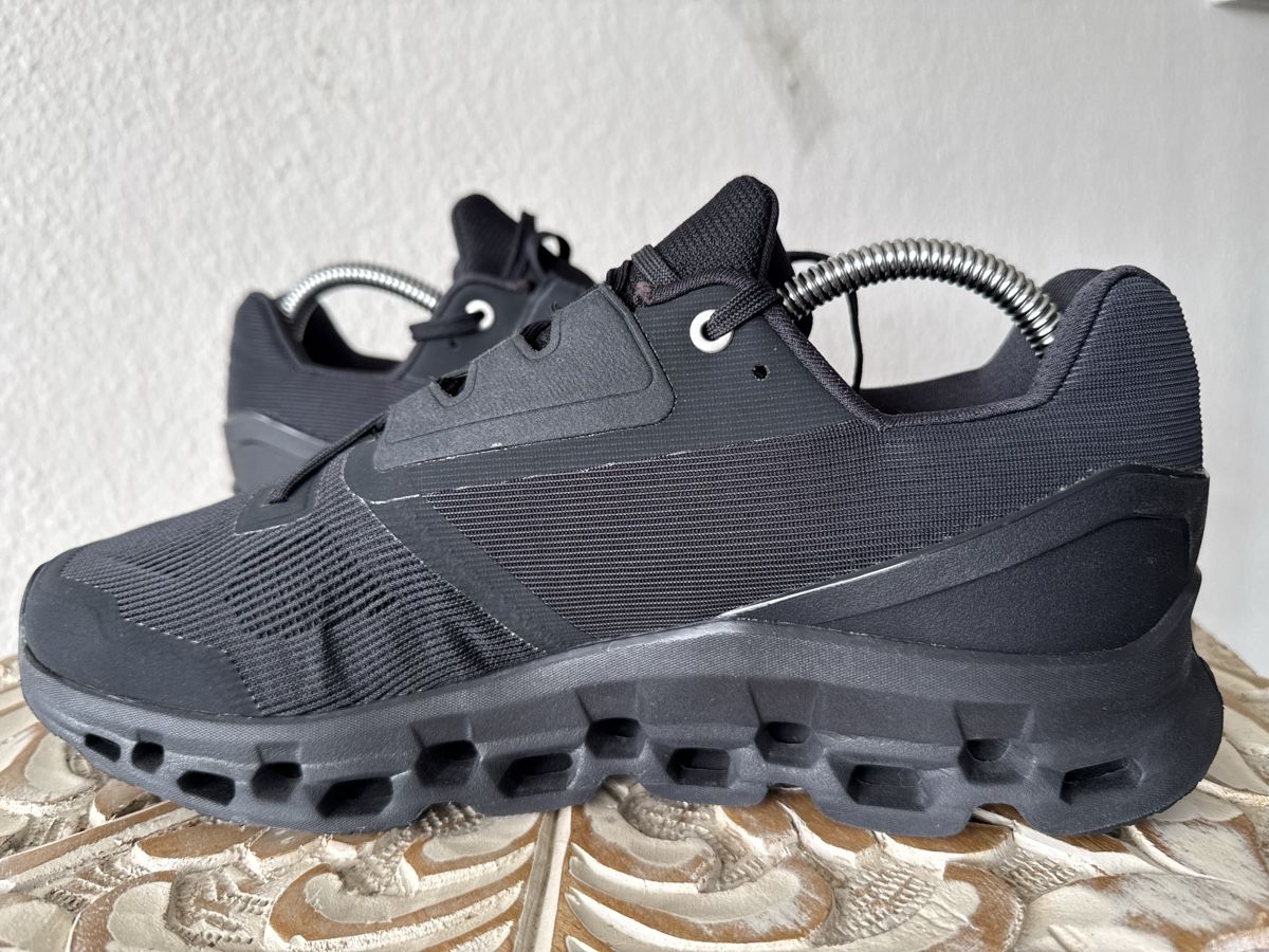 On Herrenschuhe: ON Cloud HELION Laufschuhe Schwarz Grösse 44 – Gebraucht aus Zürich von sha_vw65 4