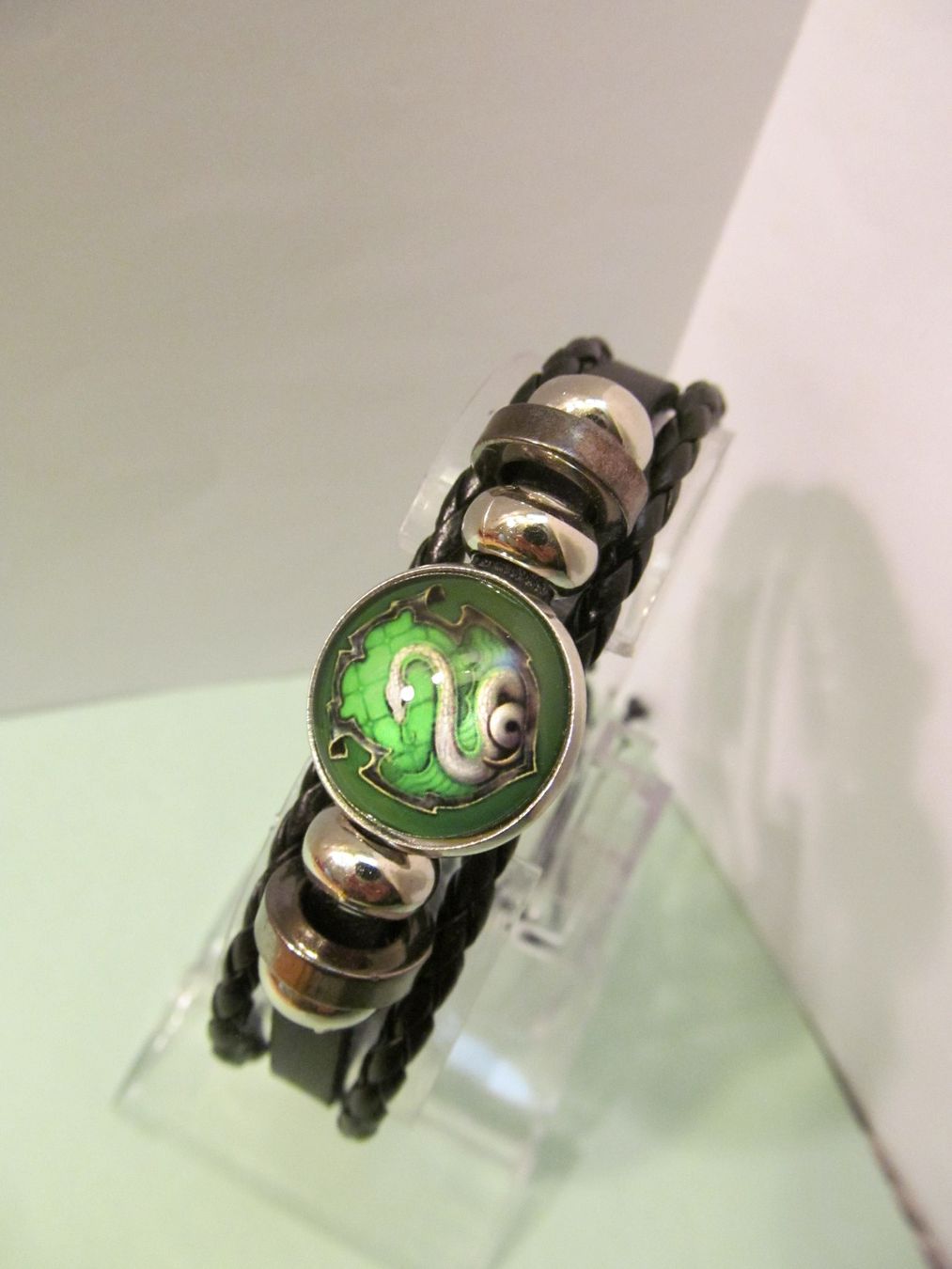 Bracciali & Braccialetti: NEU Harry Potter Lederarmband mit Amulett – Nuovo e nell'imballaggio originale da St. Margarethen TG venduto da ursk10 2