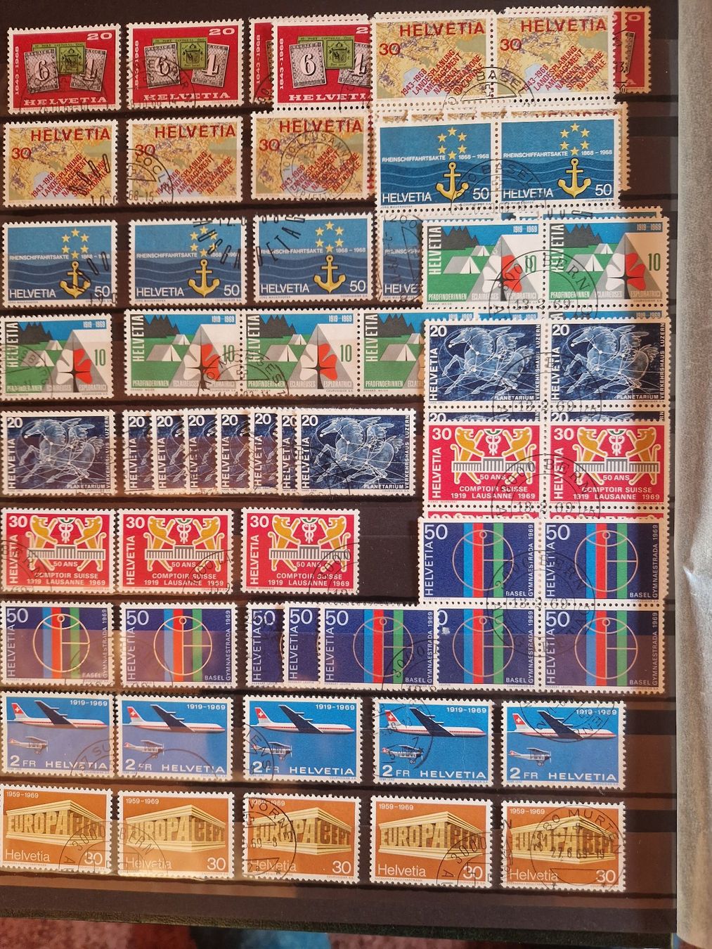 Tutti i francobolli: Doubletten samlung von Schweizer briemarken 1960-2010. – Usato da St-Saphorin-Lavaux venduto da Digit2 2