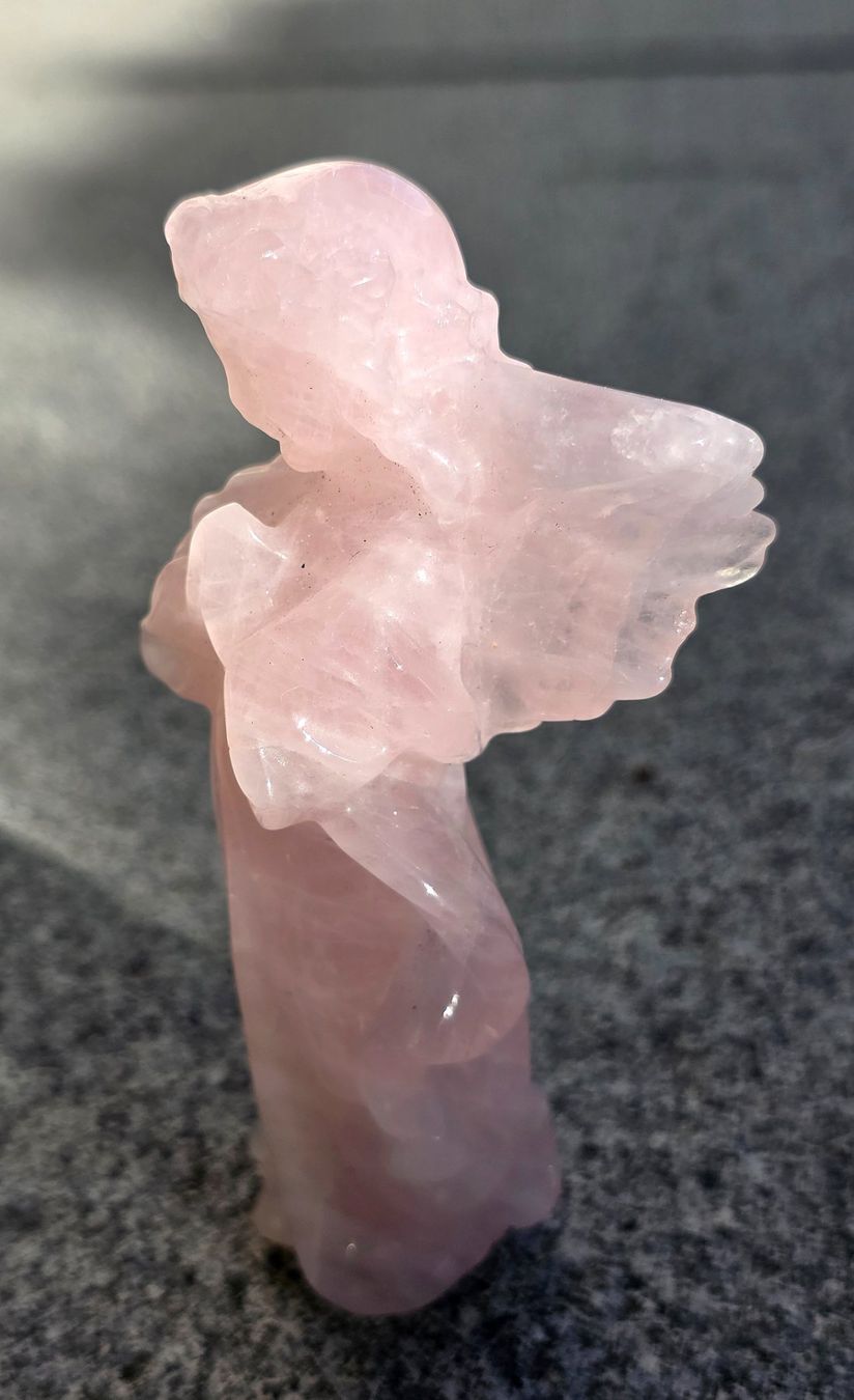 Minerali & Pietre curative: Rosenquarz Engel 128g – Nuovo e nell'imballaggio originale da Matzingen venduto da Shay_Crystalz 1