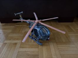Grosser Spielzeug Helikopter