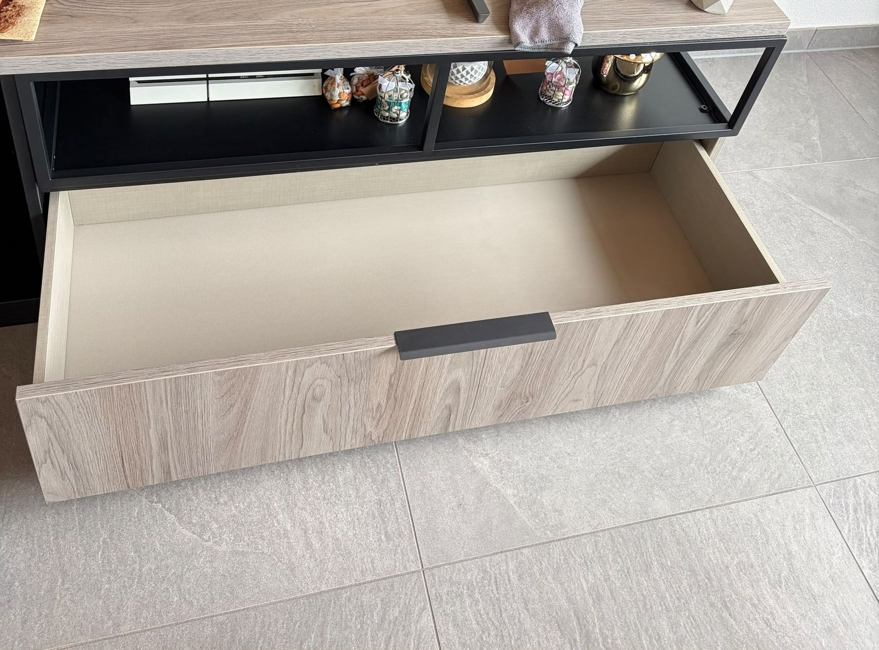 Conforama Mobili TV: Meuble Télévision  – Usato da Luc (Ayent) venduto da biiinchoou 2