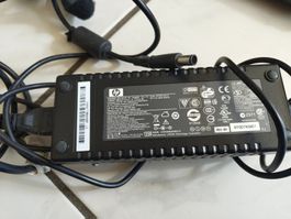 HP Laptop Netzteil 135W - Top Zustand für Sofortgebrauch!