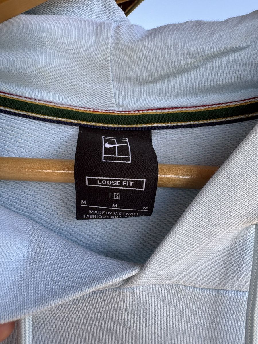 Nike Maglioni & Felpe: Kapuzenpullover Nike Tennis Grösse M hellblau Loose Fit – Nuovo (secondo la descrizione) da Belpberg venduto da mes_55s8 4