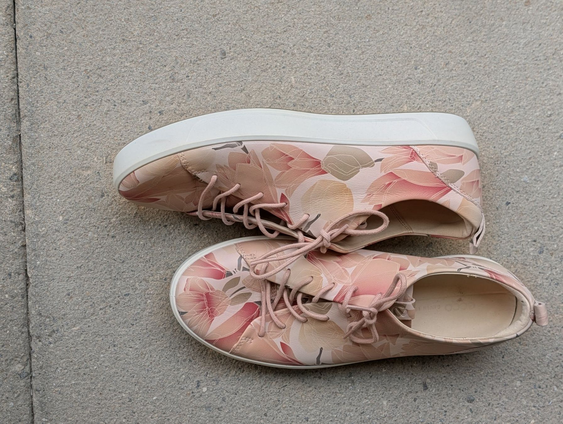 Ecco Scarpe da donna: Ecco Damenschuhe Gr. 40 Sommer-Blumenmuster – Usato da Herisau venduto da apo_bxx7 1