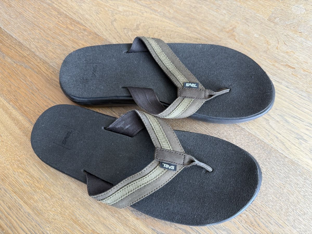 Flipper: Teva Flip-Flops Herren Gr. 44.5  NEU – Nuovo (secondo la descrizione) da Reinach AG venduto da innamac 2