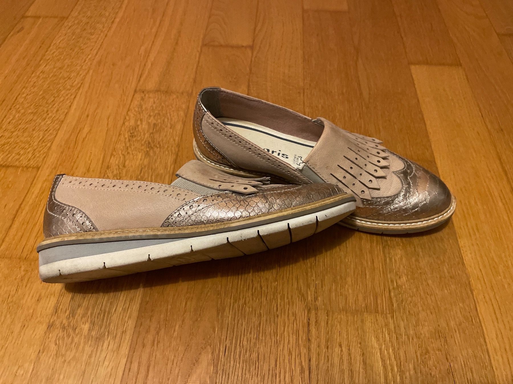 Tamaris Scarpe da donna: Loafer von Tamaris – Usato da Meggen venduto da BertaundAnton 1