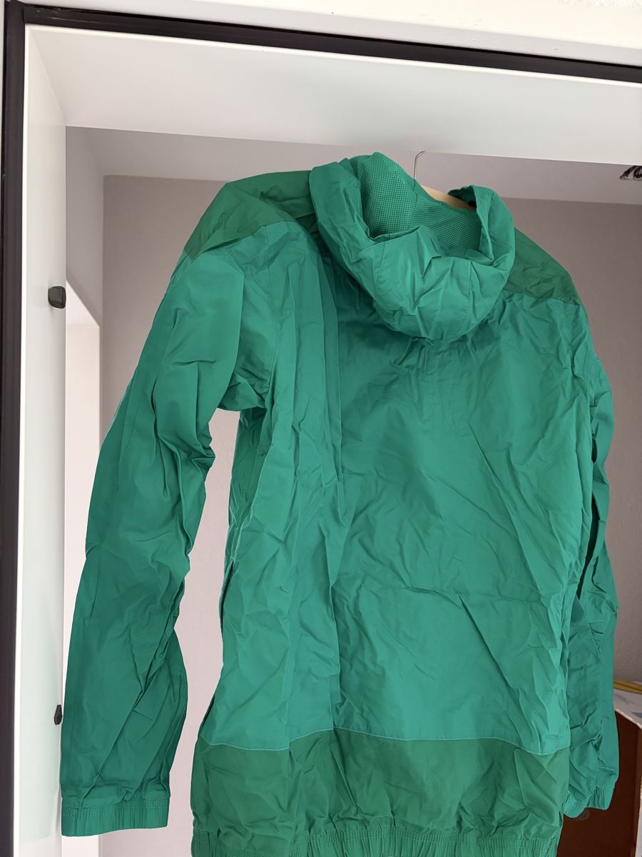 Puma Jacken: FCSG Puma Regenjacke – Gebraucht aus St. Gallenkappel von fla_5lm9 2