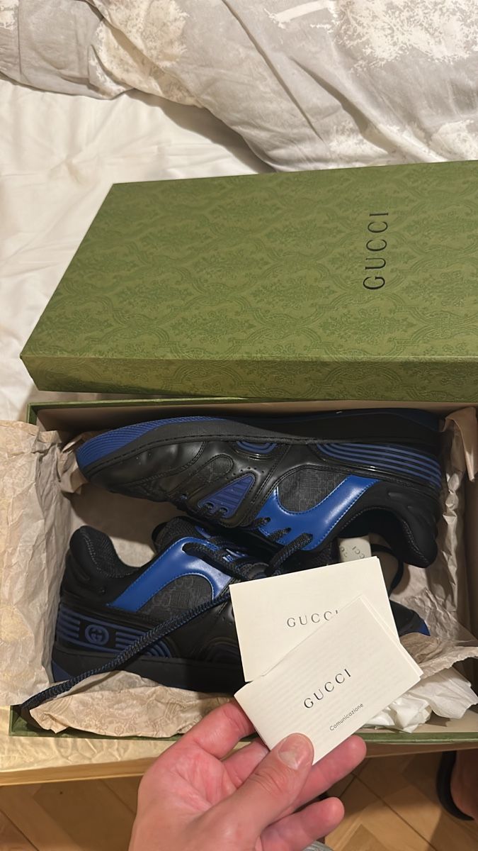 Gucci Scarpe da uomo: Je vends sneaker Gucci taille 44 – Nuovo (secondo la descrizione) da Les Avanchets venduto da luc_5qgm 3