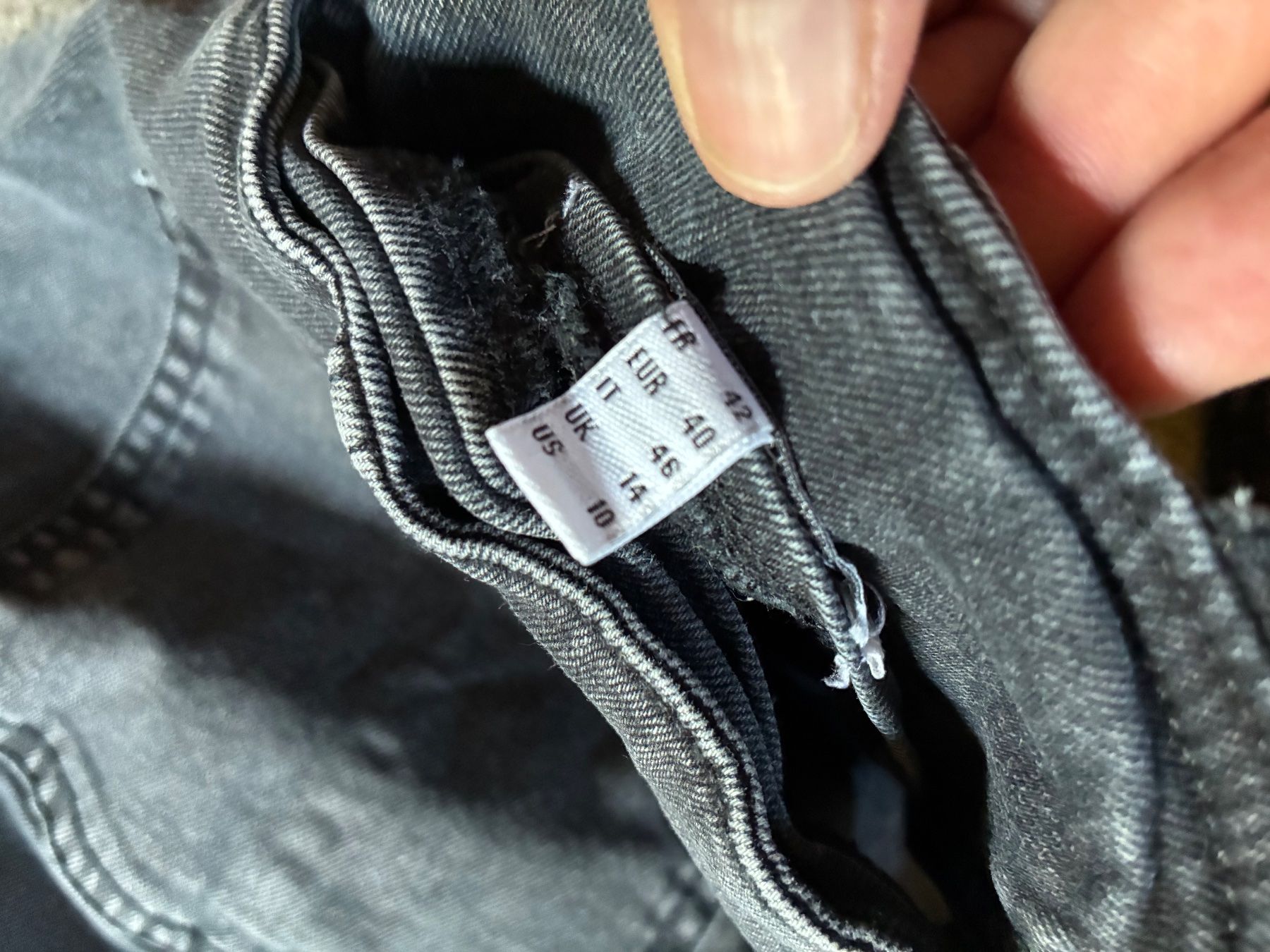 Pantaloni: Umstandsmode Latzhose – Usato da Litzirüti venduto da nin_728j 2