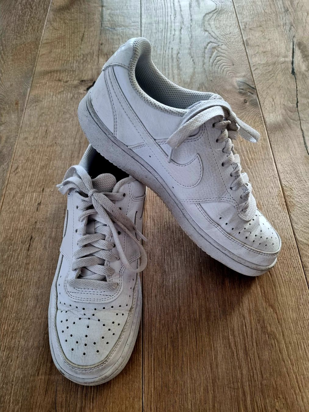 Nike Scarpe da donna: Schuhe Nike – Usato da Wichtrach venduto da mryter01 1
