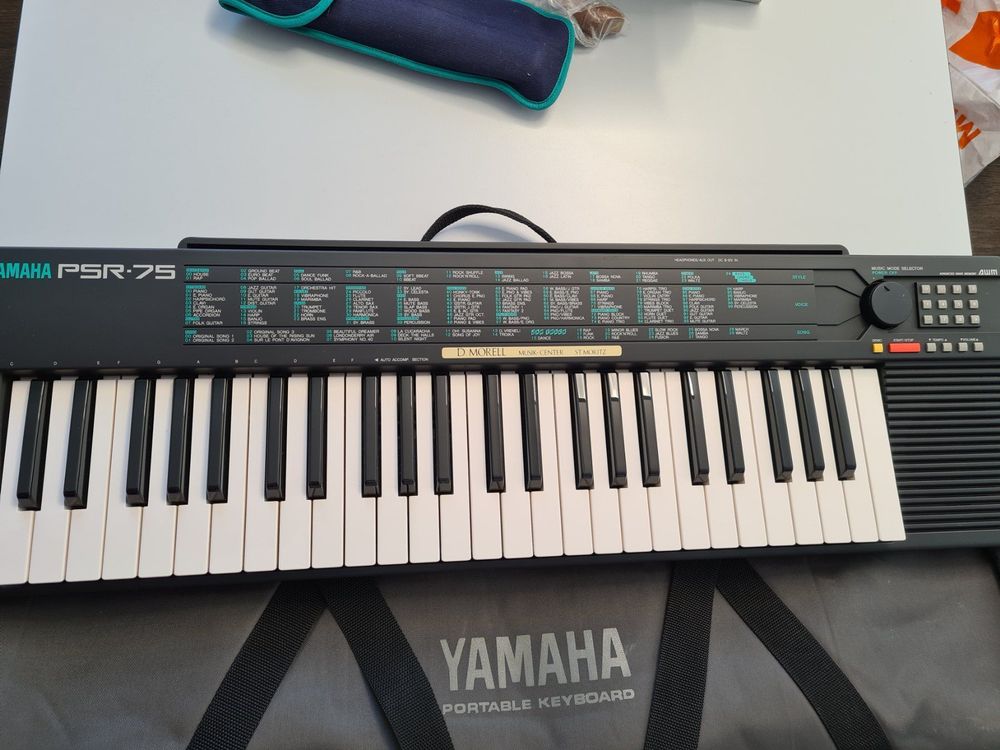 Keyboard Yamaha PSR 75 | Kaufen auf Ricardo