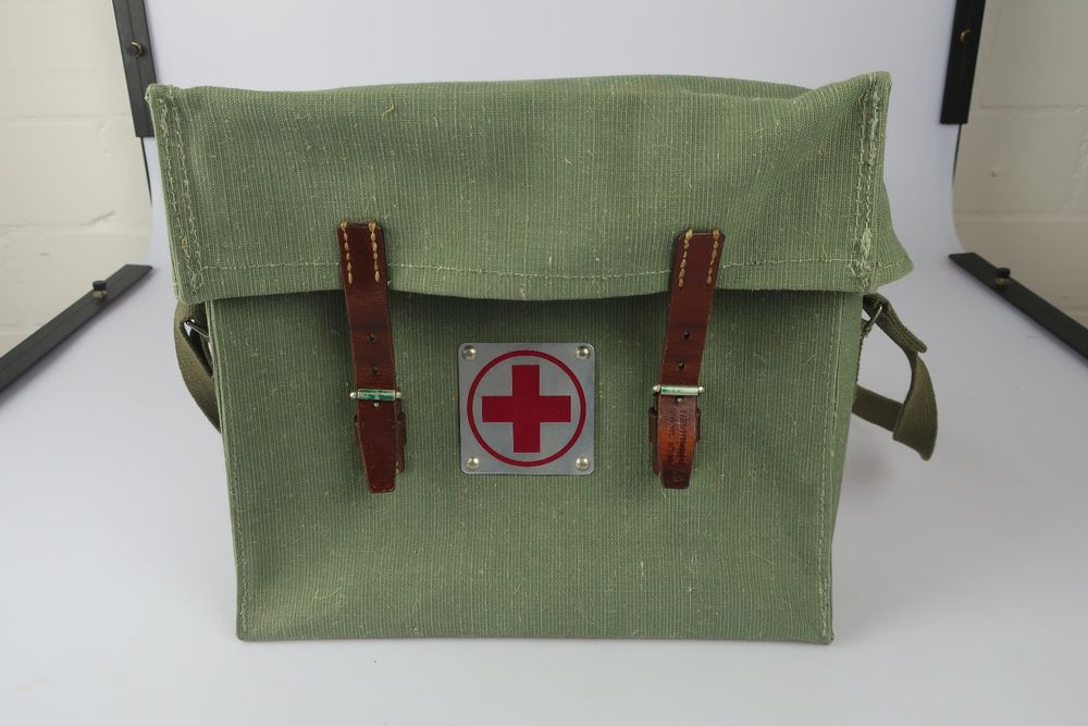 schweizer-armee-sanit-tstasche-gebraucht-in-volketswil-f-r-chf-77